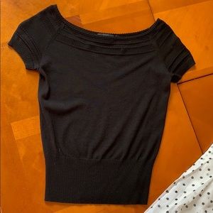 Theory short sleeve sweater, size P